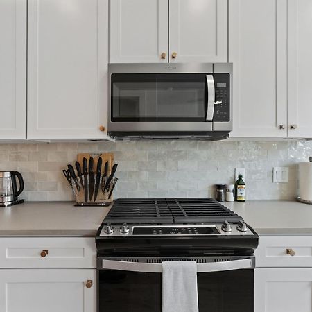 Outstanding Amenities-New Complex- Downtown Luxury Apartment Salt Lake City Exterior photo
