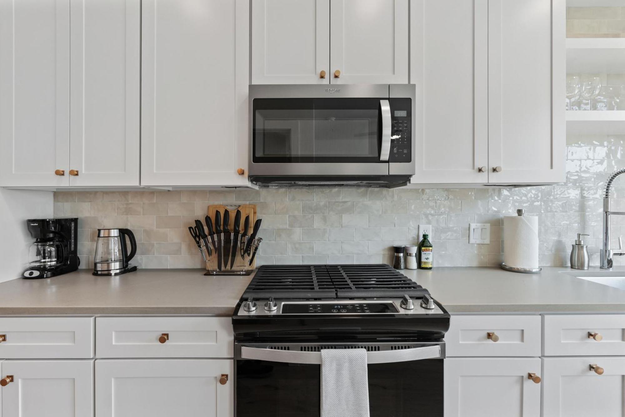 Outstanding Amenities-New Complex- Downtown Luxury Apartment Salt Lake City Exterior photo