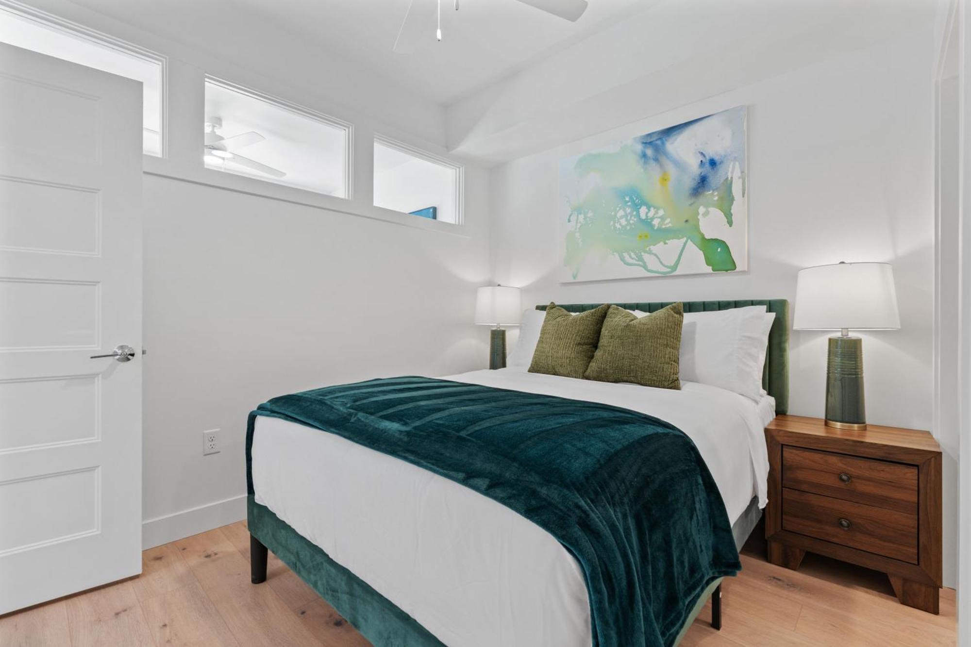 Outstanding Amenities-New Complex- Downtown Luxury Apartment Salt Lake City Exterior photo