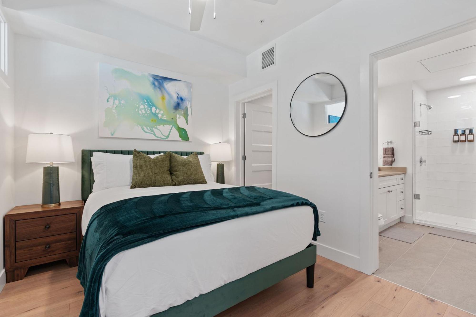 Outstanding Amenities-New Complex- Downtown Luxury Apartment Salt Lake City Exterior photo